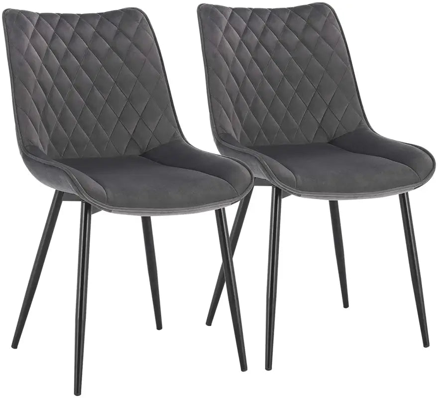 BukkitBow eetkamerstoel met stevig ergonomisch ontwerp, vloerbescherming, 85,5 cm hoog en comfortabele zitplaats in een moderne woning.