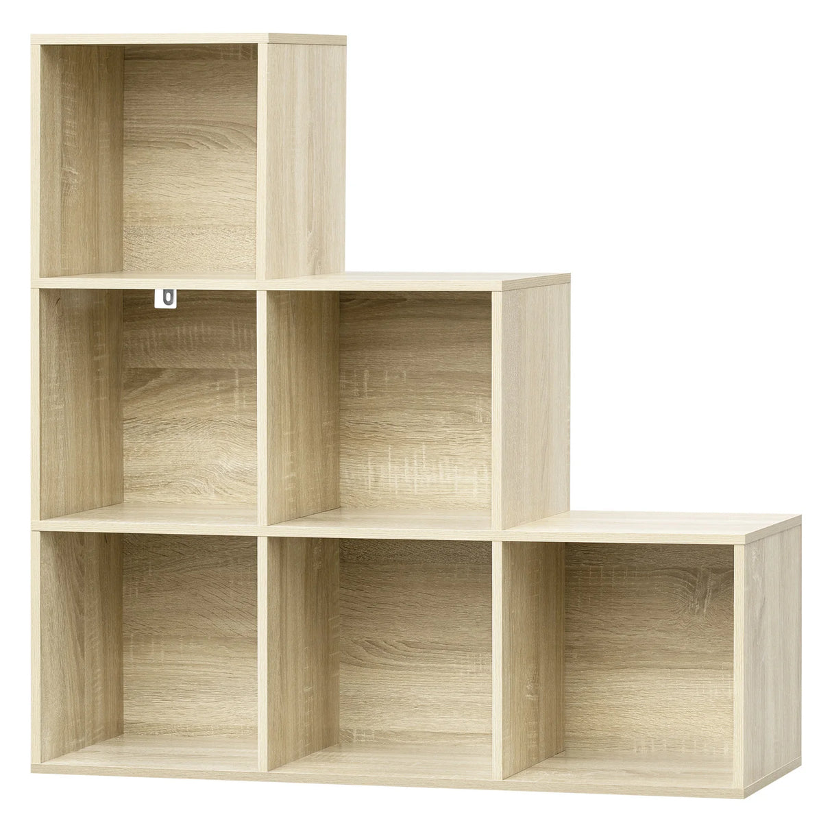 Moderne BukkitBow trapvormige boekenkast met zes open vakken, stevige houten constructie en strakke design voor woonkamer of kantoor.