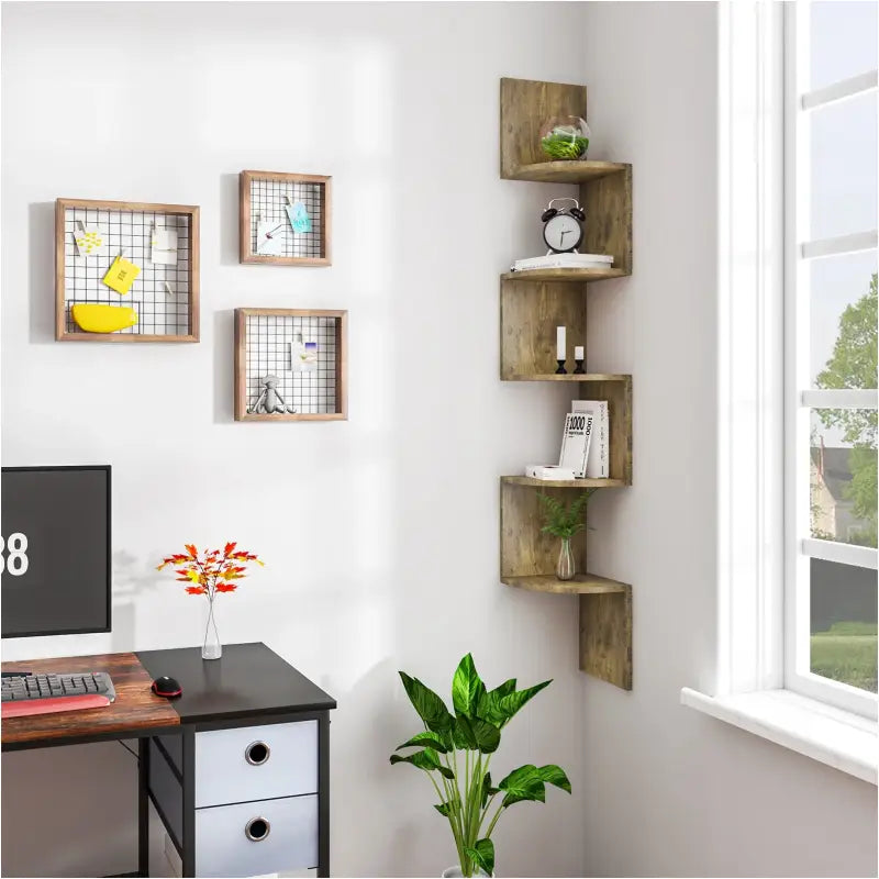 Stevige houten zigzag hoekwandplank van BukkitBow met 5 niveaus, afmetingen 25x25x156cm, ideaal voor boeken en decoratie.