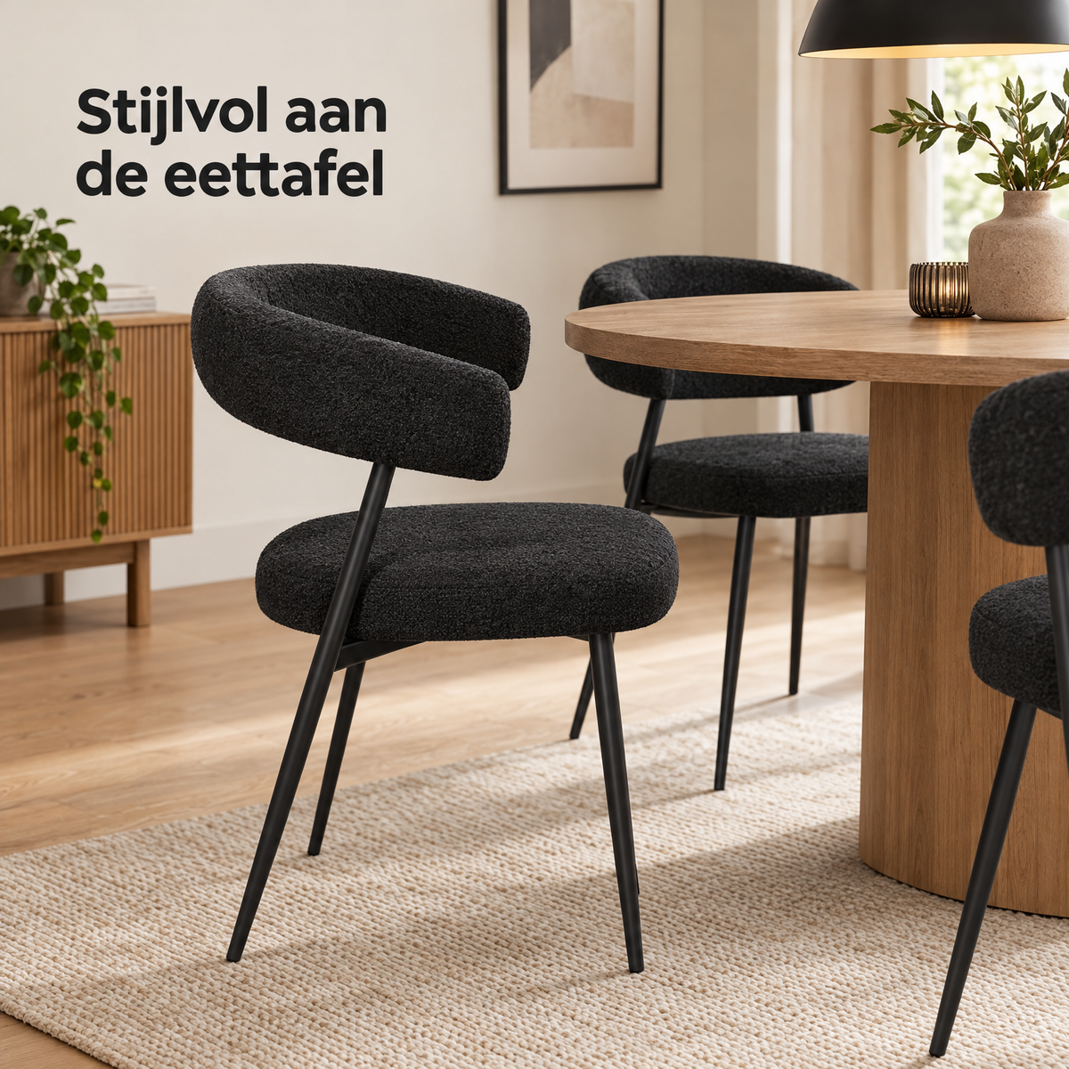 eetkamerstoel chenille in gebruik in een passende praktijksituatie