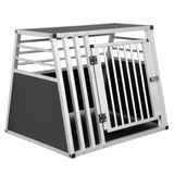 BukkitBow aluminium MDF hondentransportbox met trapeziumvorm, volledige ventilatie, in zilver of zwart, 65x65x80cm, geschikt voor honden.