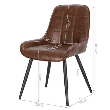 BukkitBow comfortabele eetkamerstoel van faux leer of fluweel met lage armleuning en metalen poten, zithoogte 47 cm.