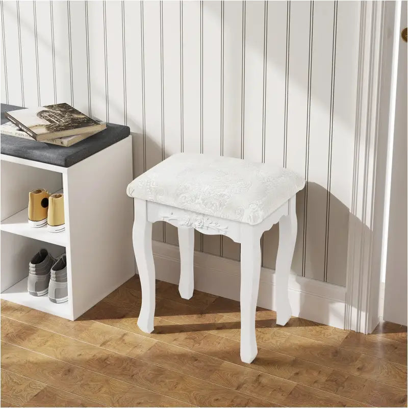 Witte BukkitBow gewatteerde vintage kruk met patroon, geschikt als piano- of make-upkruk, 40x30x50cm.