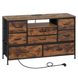 Industriële BukkitBow commode met 8 laden, stopcontacten en LED-verlichting, ontworpen voor moderne woonruimtes.