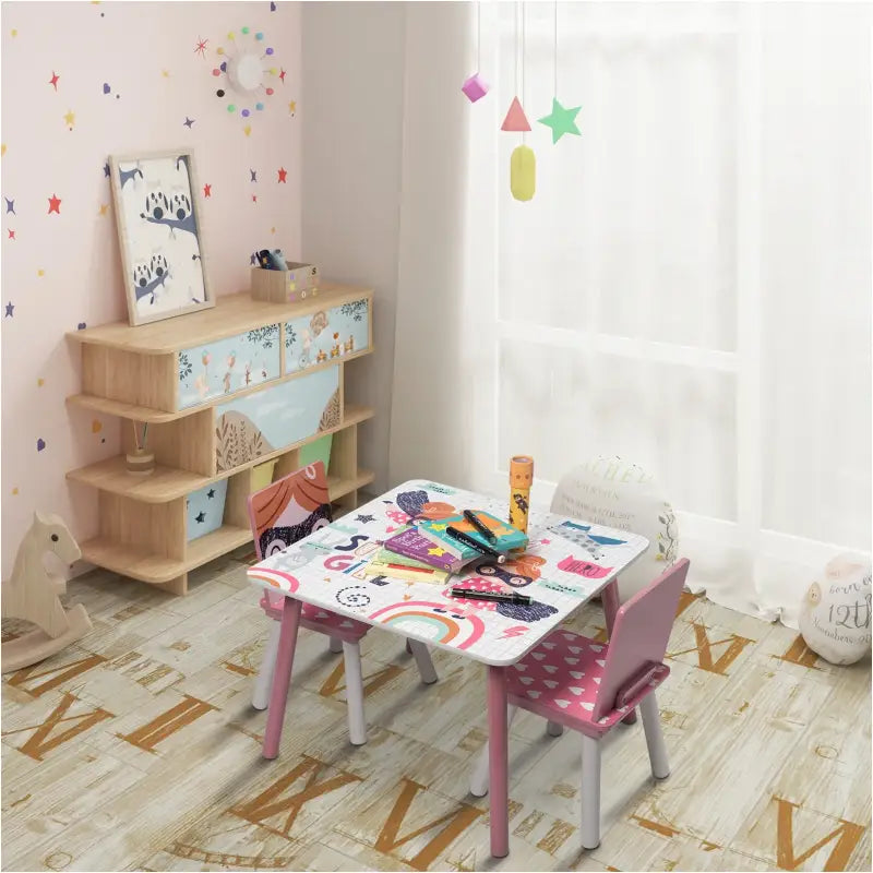 Roze kindertafel en stoelen set van BukkitBow, ideaal voor spelen en leren, afmeting 60x44x60 cm, geschikt voor kinderen.