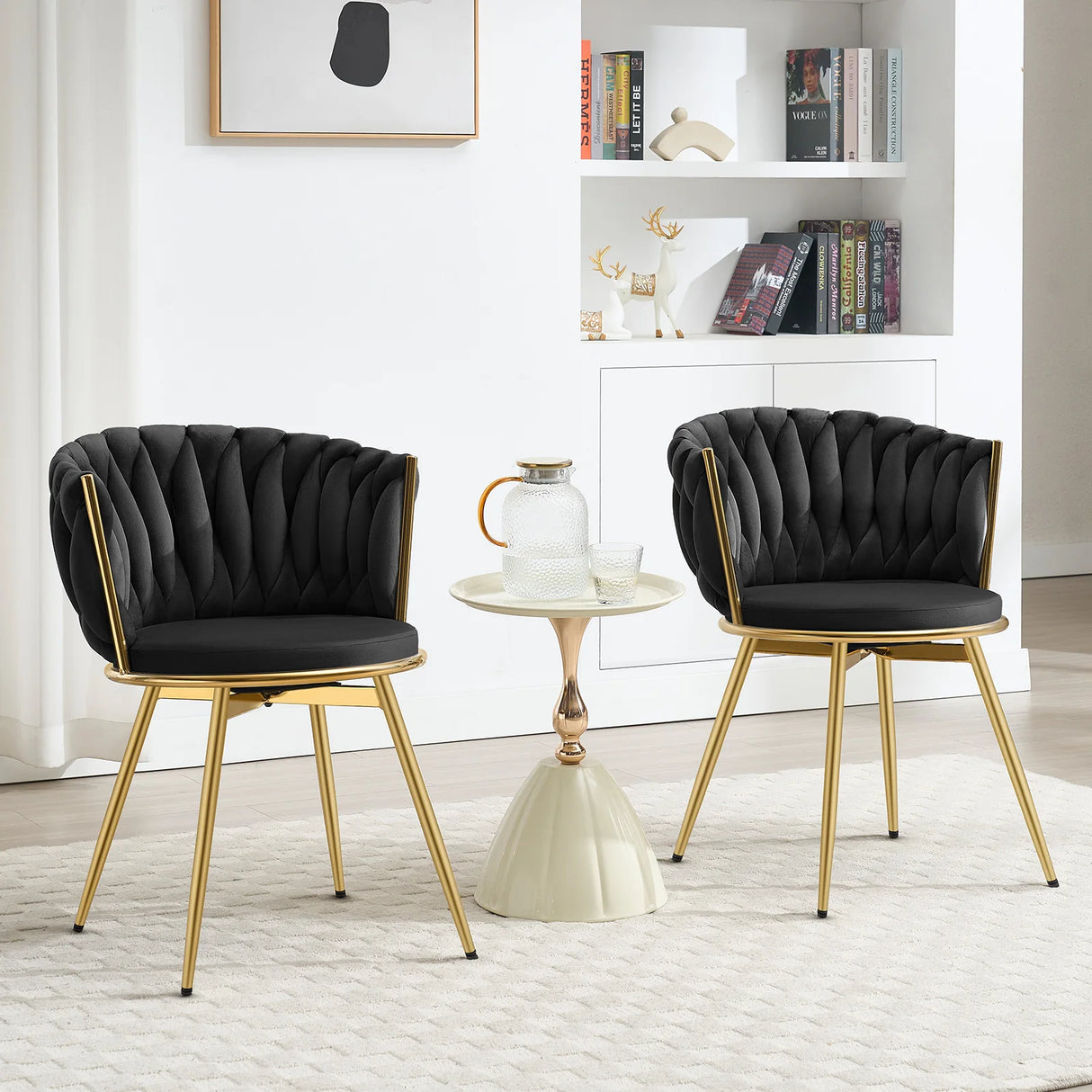 Set van 2 moderne BukkitBow luxe draaibare velvet eetkamerstoelen met gestoffeerde rugleuning en metalen poten.