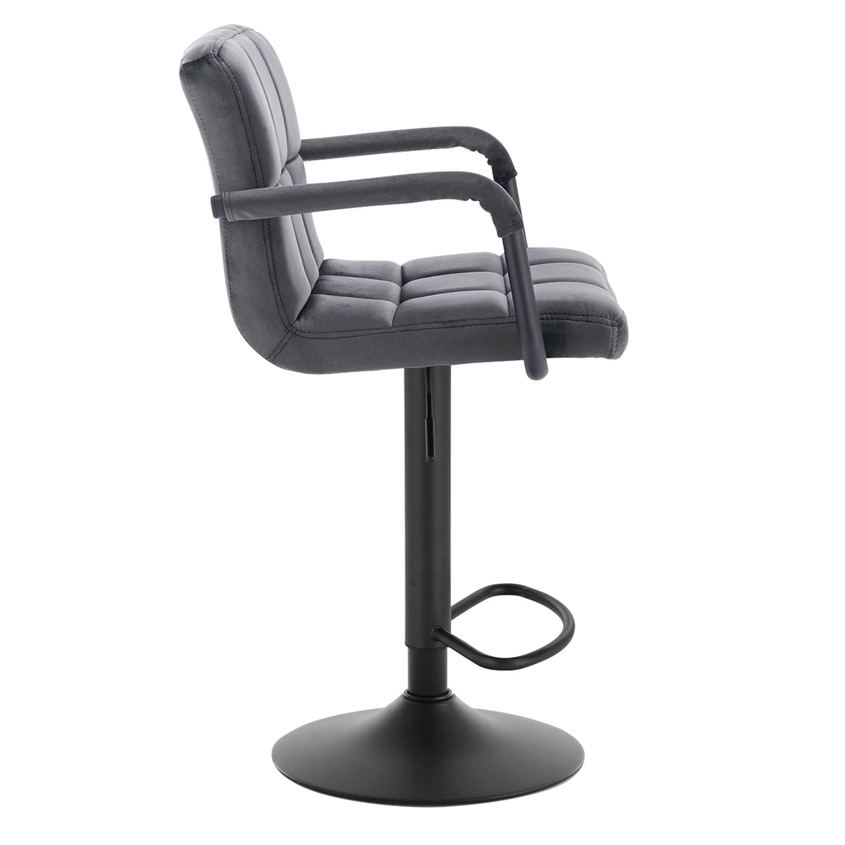 Set van 2 BukkitBow luxe velvet barkrukken met armleuning, verstelbare hoogte en modern design, geschikt voor eetkamer of bar.
