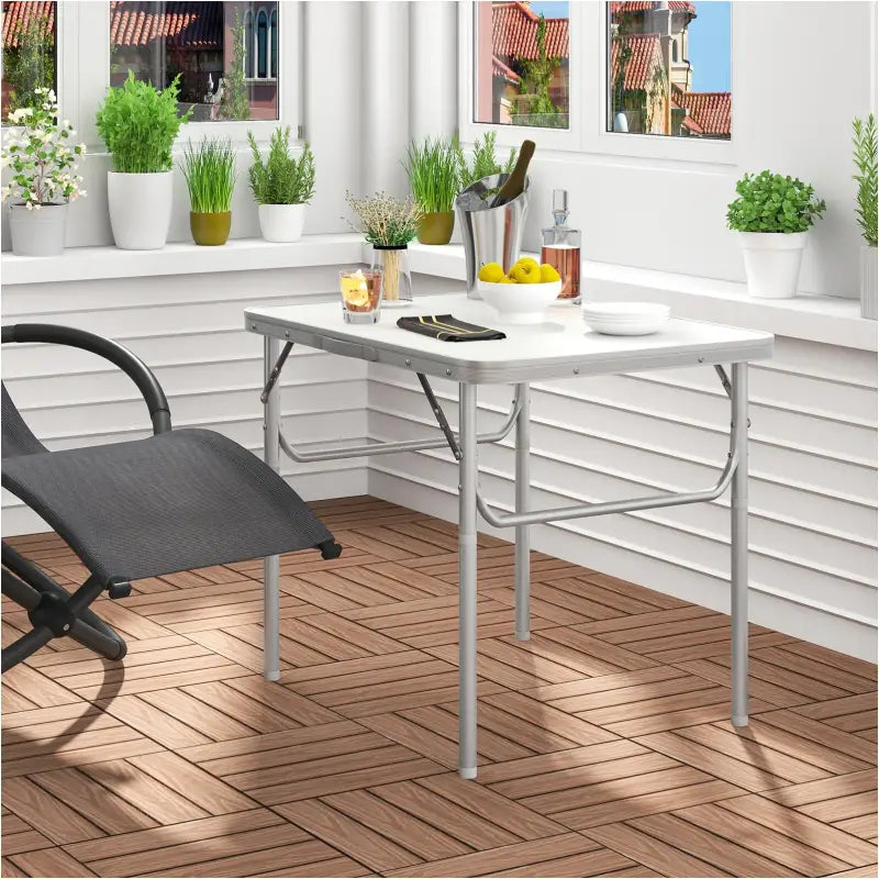Lichtgewicht opvouwbare campingtafel van BukkitBow met instelbare hoogte, maximale belasting van 30kg, afmetingen 75x55x(25-60)cm
