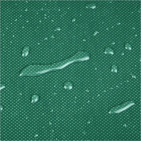 Lichtgrijs PVC afdekzeil van BukkitBow met galvaniseerde oogjes, UV- en weerbestendig, ideaal voor diverse toepassingen.