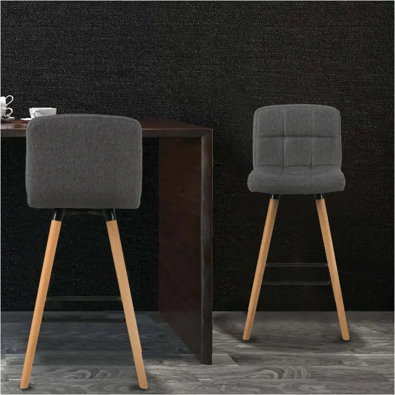 BukkitBow set van 2 barkrukken met massief houten poten, linnen zitting en vloerbescherming, ergonomisch ontwerp.