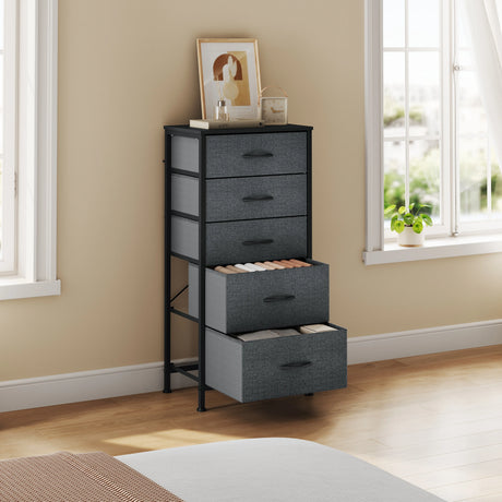 BukkitBow smalle vrijstaande ladekast met 5 stoffen laden en metalen frame, geschikt voor slaapkamer of woonkamer.