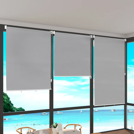 Verticaal buitenrolgordijn van polyester van BukkitBow, zonwering en windscherm voor balkon of terras, biedt privacy.