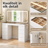 Detail van materiaal en afwerking van kaptafel met LED-spiegel