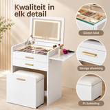 Detail van materiaal en afwerking van kaptafel met ledspiegel