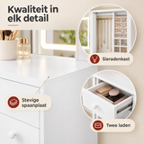 Detail van materiaal en afwerking van kaptafel met schuifspiegel