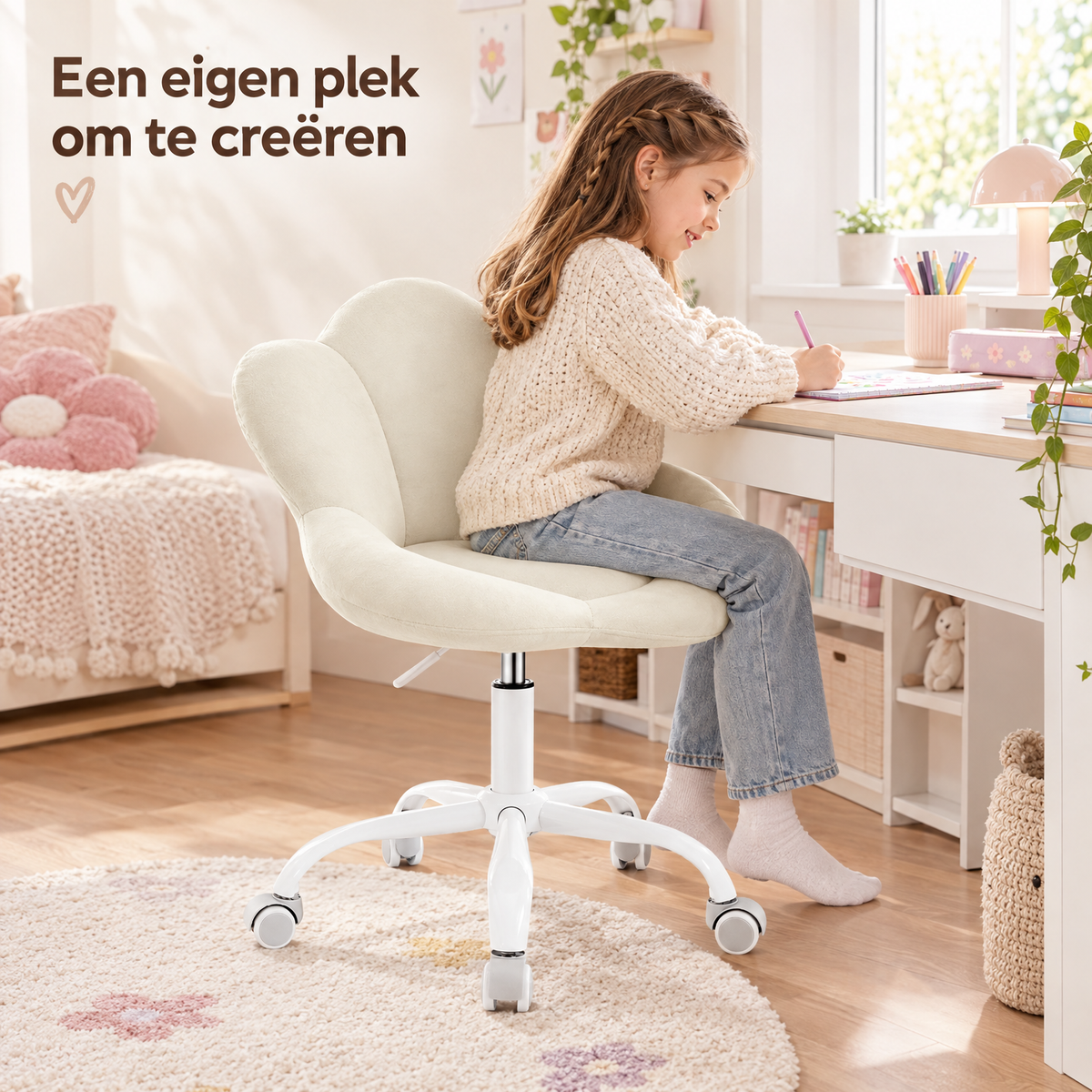 kinderbureaustoel fluweel in gebruik in een passende praktijksituatie
