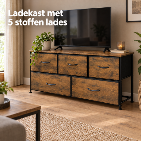 Industriele vintage bruine ladekast met 5 stoffen lades, 100 cm breed, in een stijlvolle woonruimte.