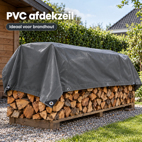 Donkergrijs PVC afdekzeil van BukkitBow met waterdichte en UV-bestendige coating, gegalvaniseerde ogen voor bescherming.
