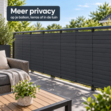 PVC privacyscherm in gebruik in een passende praktijksituatie