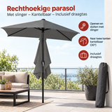 Rechthoekige BukkitBow parasol met slinger, kantelbaar en inclusief draagtas, ideaal voor schaduw en bescherming.