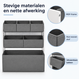 Detail van materiaal en afwerking van speelgoedkast met bakken