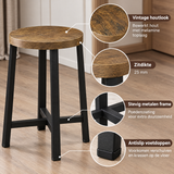 PIM Shopify visual 5/6 · Industriële krukken – Set van 2 – Vintage hout en metaal – Zithoogte 46 cm – Detail & materiaal