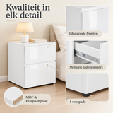 Detail van materiaal en afwerking van wit nachtkastje met lades